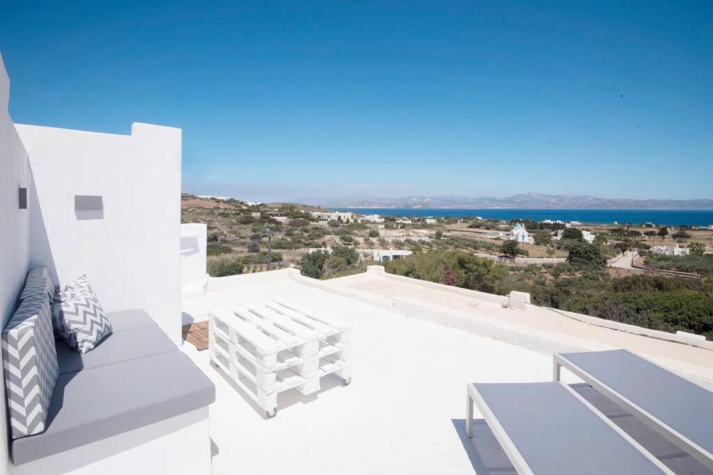 Sunny Studio W.Breathtaking Naxos Views In Isterni Leilighet Isterni  Eksteriør bilde